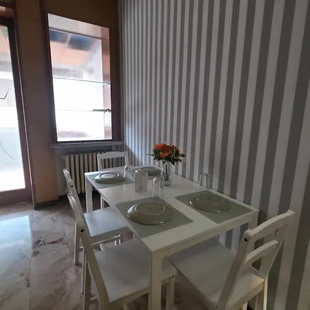 Cozy In Mestre Villa Venedig
